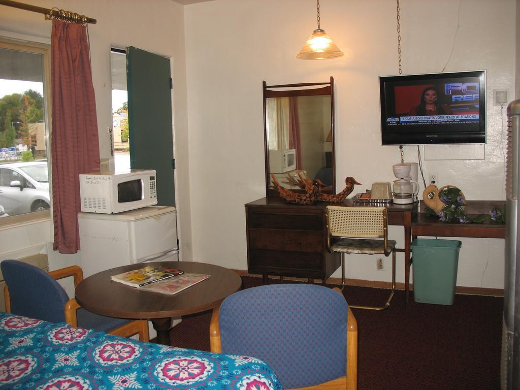 Travel Inn Roseburg Extérieur photo