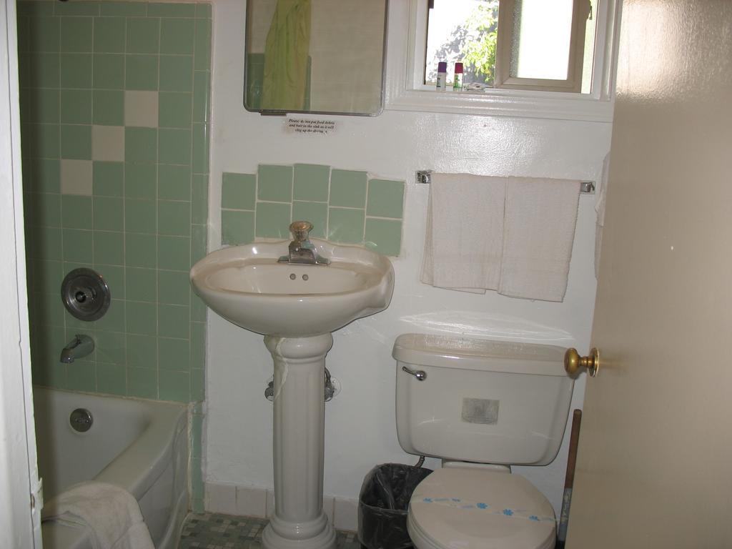 Travel Inn Roseburg Extérieur photo