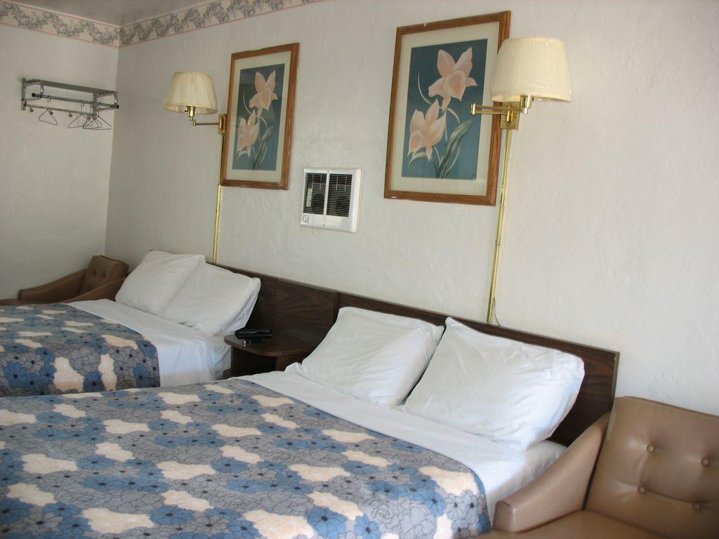 Travel Inn Roseburg Extérieur photo