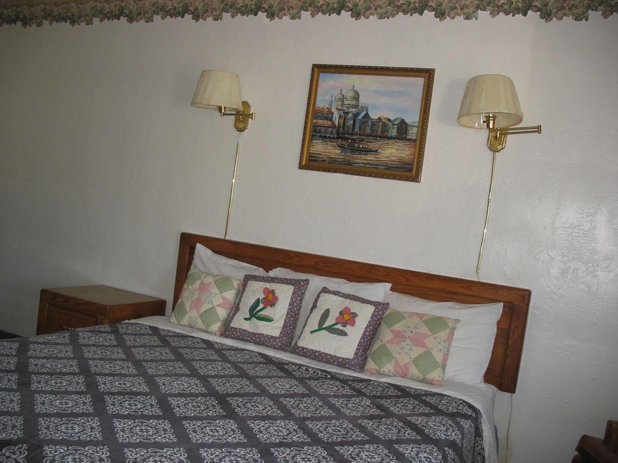 Travel Inn Roseburg Extérieur photo