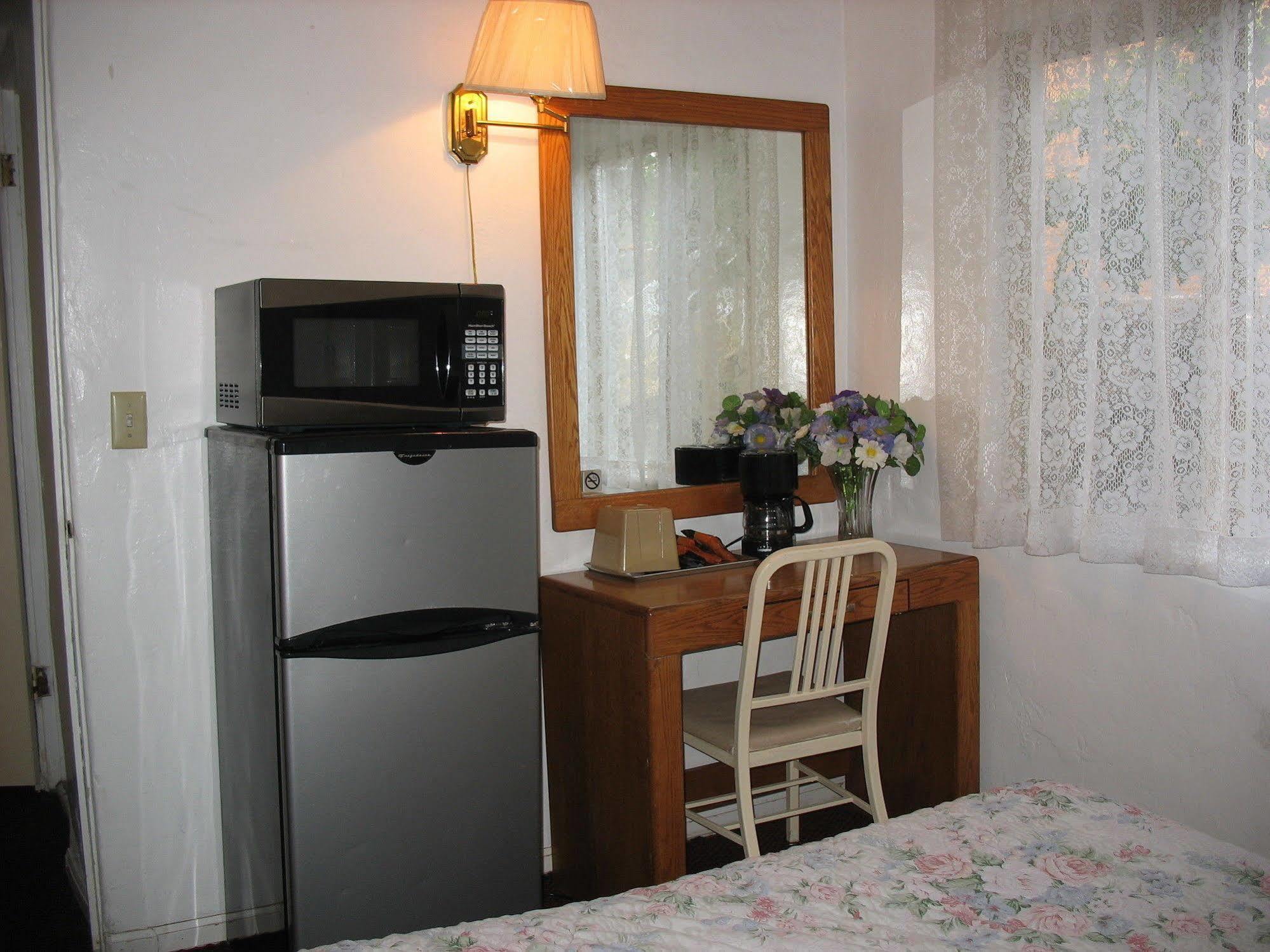 Travel Inn Roseburg Extérieur photo