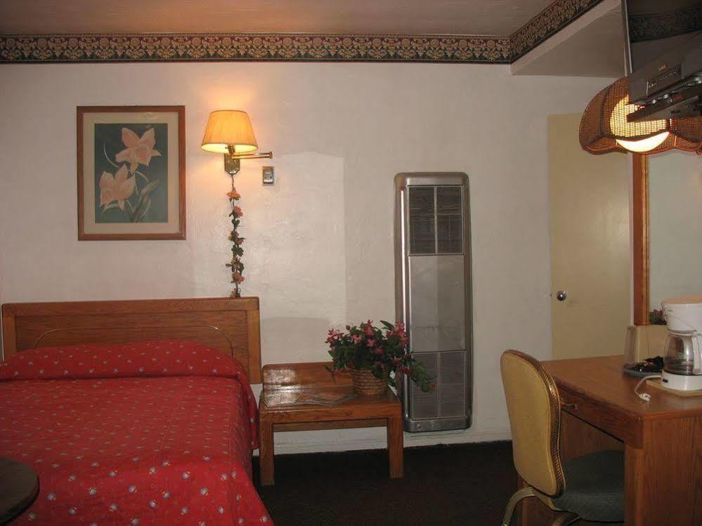 Travel Inn Roseburg Extérieur photo